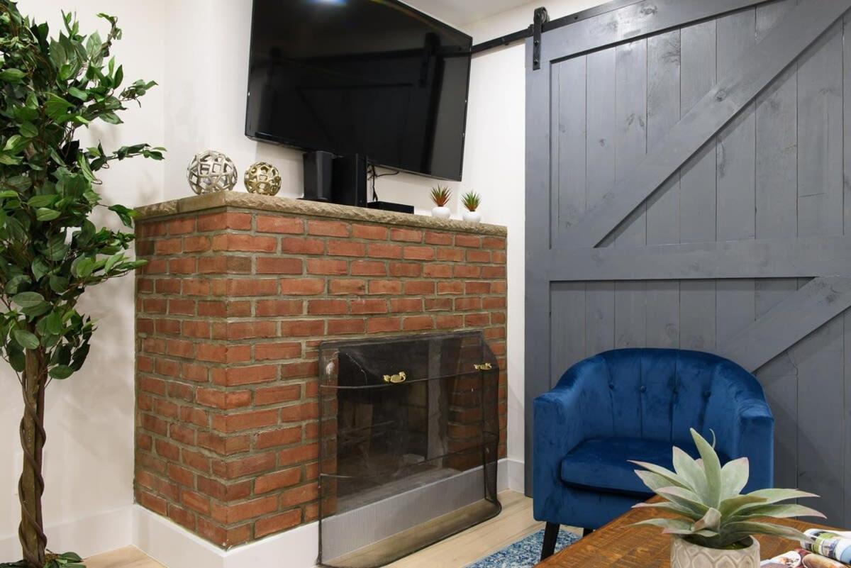 Appartement 75-5a Luxury 3br Duplex W&d In Unit Elevator *