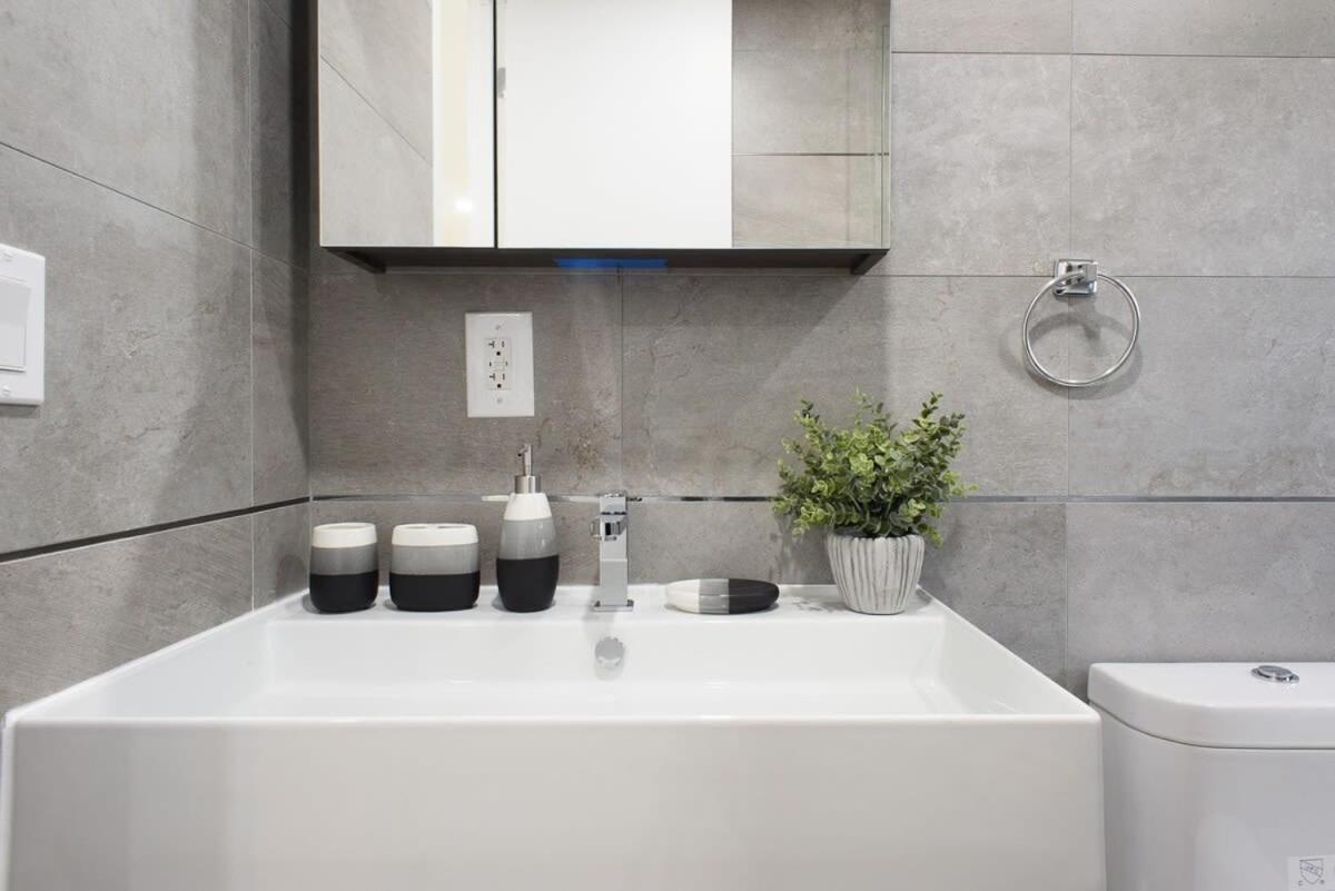 Appartement 75-5a Luxury 3br Duplex W&d In Unit Elevator *
