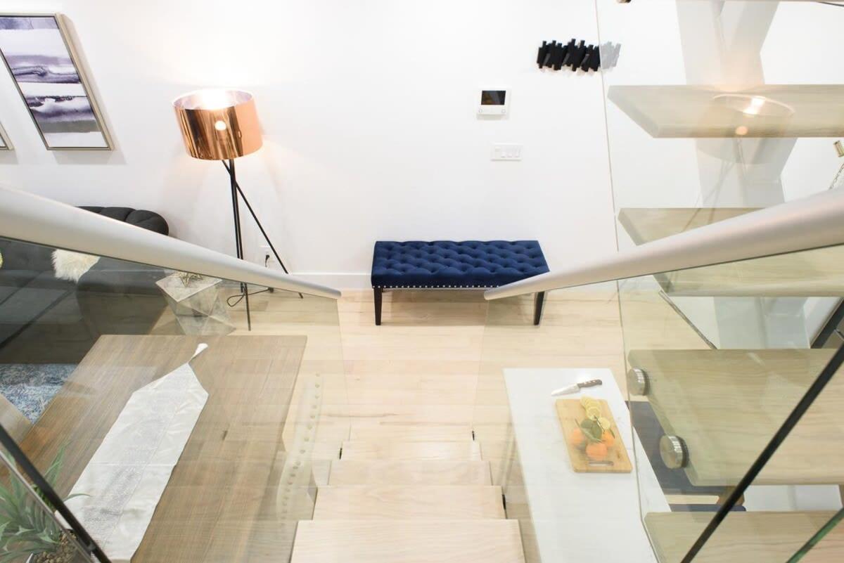 Appartement 75-5a Luxury 3br Duplex W&d In Unit Elevator *